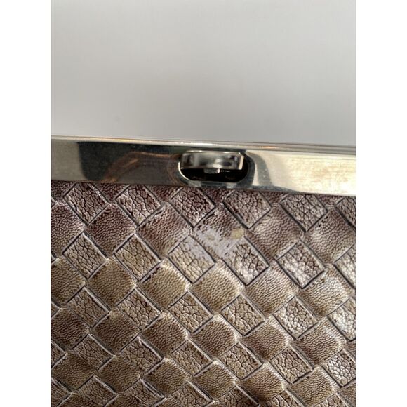 Unbranded Brown Woven Silver Hardware Flip Clasp Multiple Pocket Wallet/Clutch - Picture 3 of 6